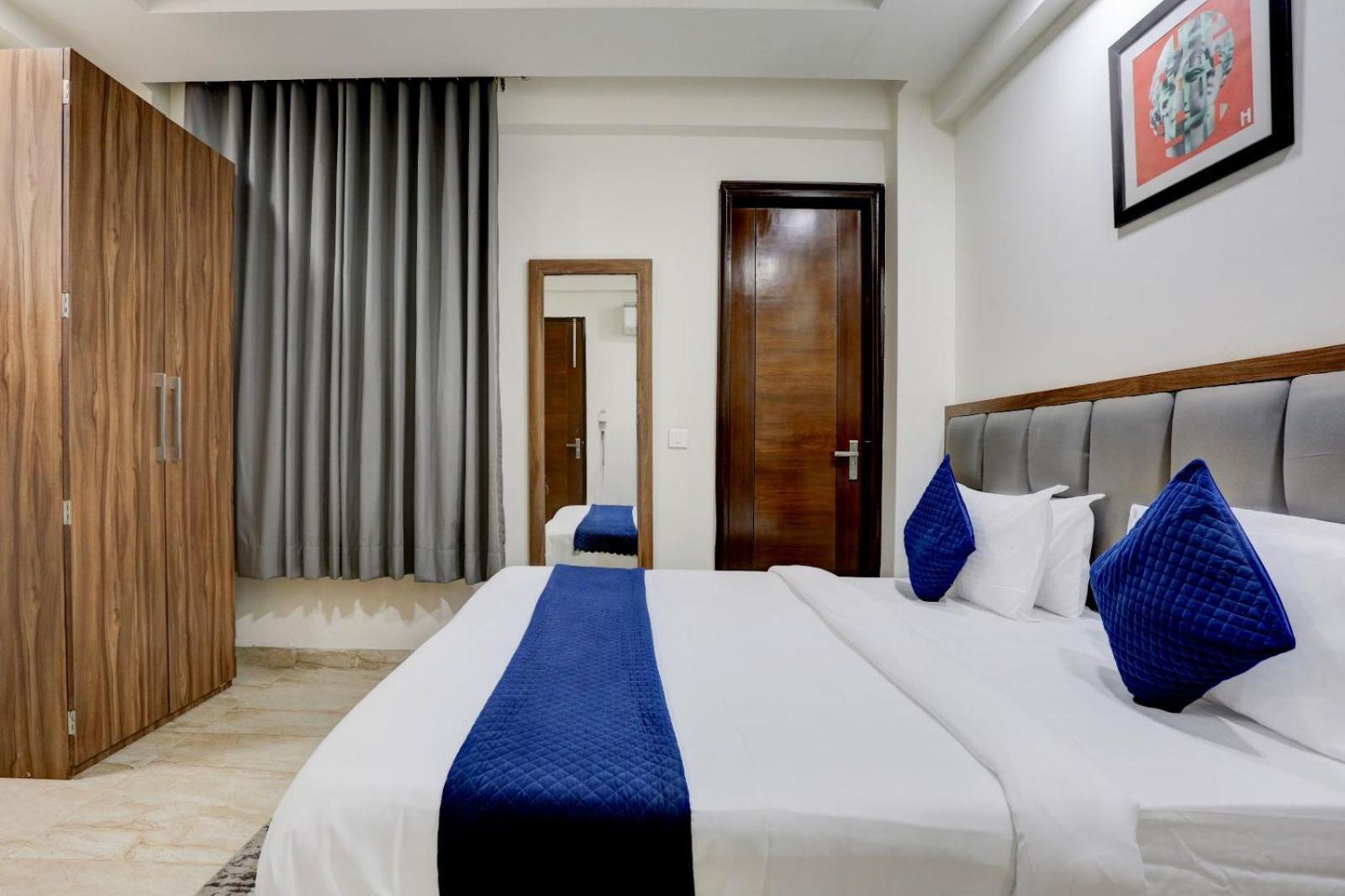 Hotel Greysky Medicity Gurgaon Exterior photo