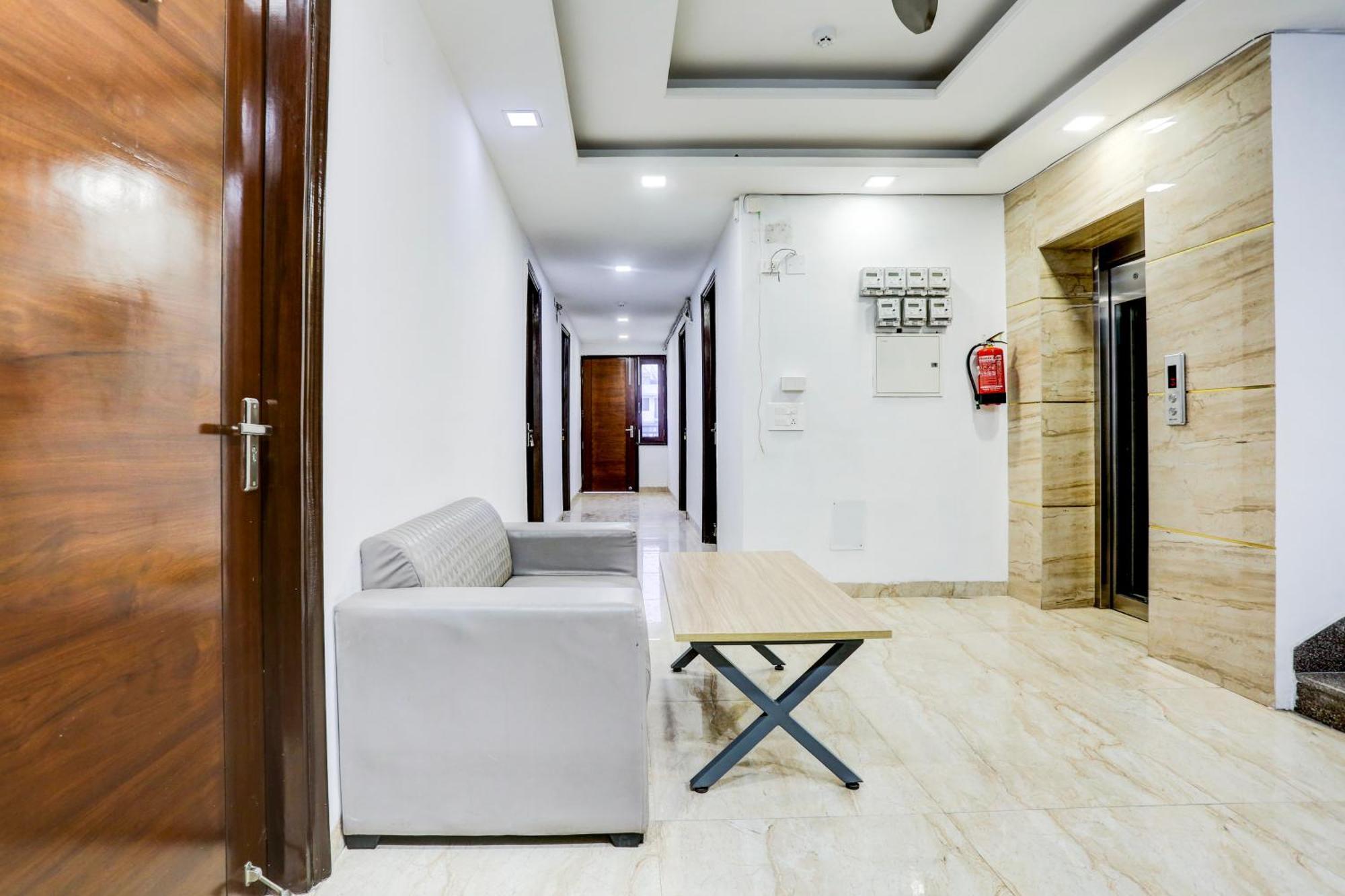 Hotel Greysky Medicity Gurgaon Exterior photo